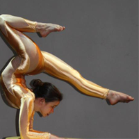 Contortionist Pixie Le Knot bends her way to YCC